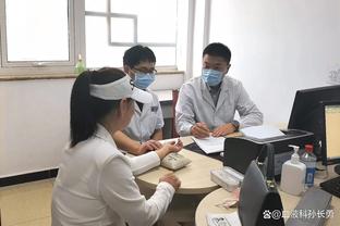 莱夫利：凯尔特人几乎人人都能投三分 我们想让他们出手变得困难